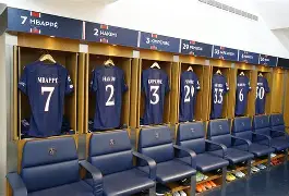 爱游戏中国-包含风云突变！上海久事今晨更衣室发声；亚冠版图或变；震撼外界；赛程密集仍需轮换的词条